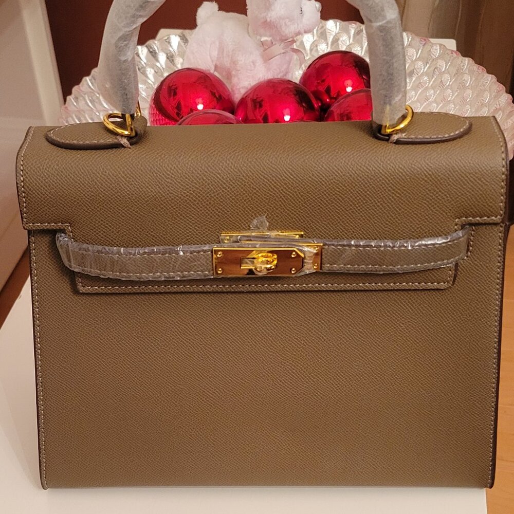 Lovely dark tan fashion bag!   New, never used.
